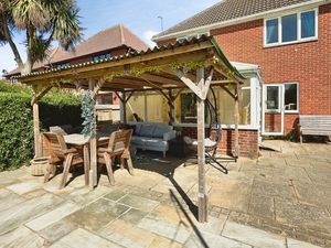 GRANVILLE WAY- click for photo gallery
